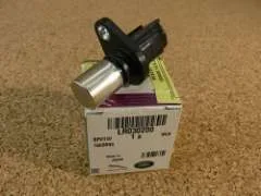 Genuine Land Rover Freelander 2 3.2L Petrol Engine Crankshaft Position Sensor LR030200