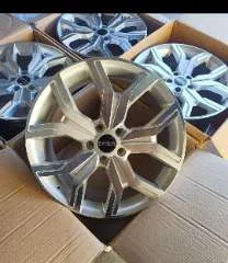 Genuine Land Rover Range Rover 20" inch Style 527 5 Split-Spoke Silver Finish Alloy Wheels