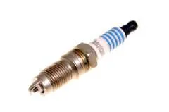 Genuine Land Rover Discovery 4/3 4.0L V6 Engine Champion Spark Plug LR000604