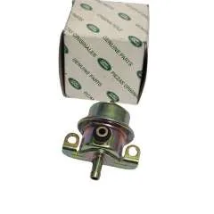 Genuine Land Rover Defender, Discovery 2/1, Range Rover Classic & P38 3.9L, 4.0L & 4.6L V8 EFI Fuel Pressure Regulator ETC8494