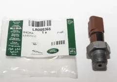 Genuine Land Rover Freelander 2, Range Rover Evoque & Discovery Sport 2.2L Diesel Oil Pressure Switch LR005365