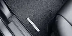 Genuine Land Rover Discovery 4/3 Premium Carpet Set With Rubber Backing In Ebony Black VPLAS0191PVJ