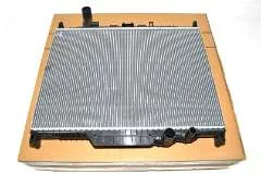 Genuine Land Rover Range Rover Sport & Discovery 4 3.0L TDV6 Radiator Assembly LR015561